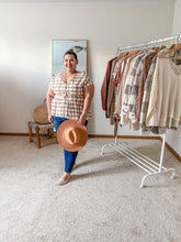 Load image into Gallery viewer, PLUS GRID BUTTON UP TOP