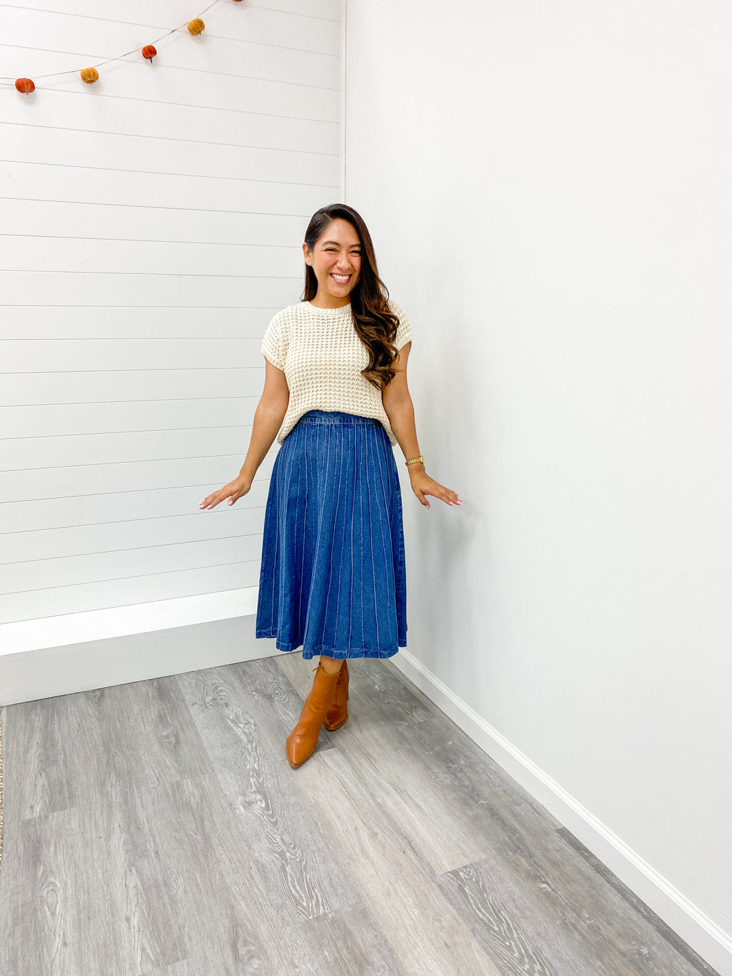 PLEATED DENIM MIDI SKIRT