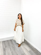 Load image into Gallery viewer, THE CARLY STRIPE CROCHET KNIT BATWING SHORT SLEEVE SWEATER
