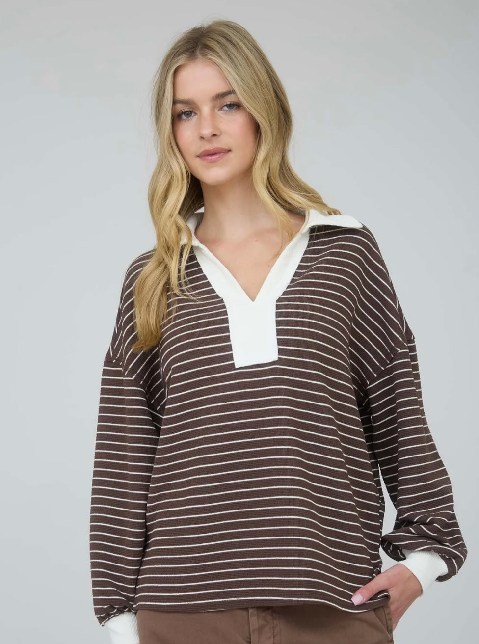 THE BRIANA CONTRAST COLLAR STRIPE LONG SLEEVE KNIT TOP