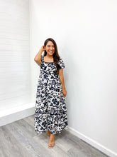Load image into Gallery viewer, THE CLAUDIA PLUS FLORAL SCALLOP TRIM PUFF SLEEVE MIDI DRESS
