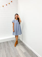 Load image into Gallery viewer, THE SKYLAR  SHORT SLEEVE WOVEN WASH DRESS
