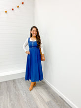 Load image into Gallery viewer, FRONT ZIP SLEEVELESS DENIM MIDI DRESS
