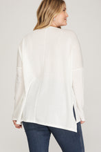 Load image into Gallery viewer, THE LACEY PLUS LONG SLEEVE V NECK KNIT TOP WITH POCKET AND SIDE SLITS
