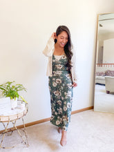 Load image into Gallery viewer, SATIN FLORAL PRINT MIDI DRESS
