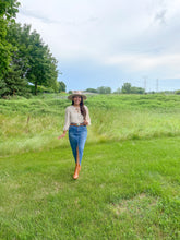 Load image into Gallery viewer, THE AMELIA PLUS FRONT TIE PLEATED FRONT 3/4 SLEEVE TOP

