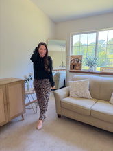 Load image into Gallery viewer, THE SHEA ROUND NECK BUTTON DOWN LONG SLEEVE CARDIGAN
