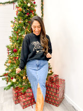 Load image into Gallery viewer, ICE SKATE JACQUARD KNIT PULLOVER SWEATER
