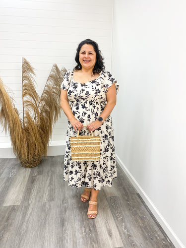 The Maddie Plus Floral Scoop Neck Flounce Sleeve Midi Dress