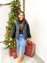 Load image into Gallery viewer, High neck puffer vest
