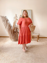 Load image into Gallery viewer, plus size tiered midi dress with pockets
